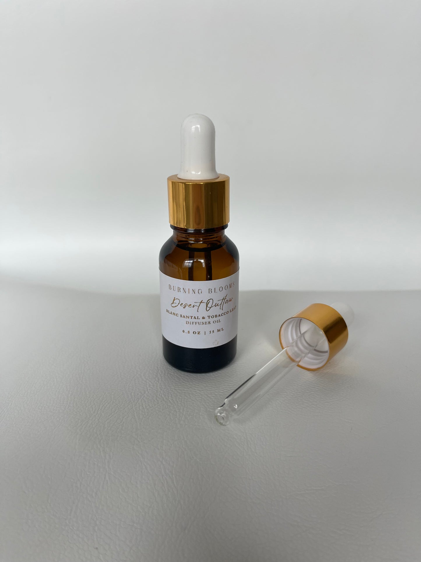 Desert Outlaw _ Blanc Santal & Tobacco Leaf